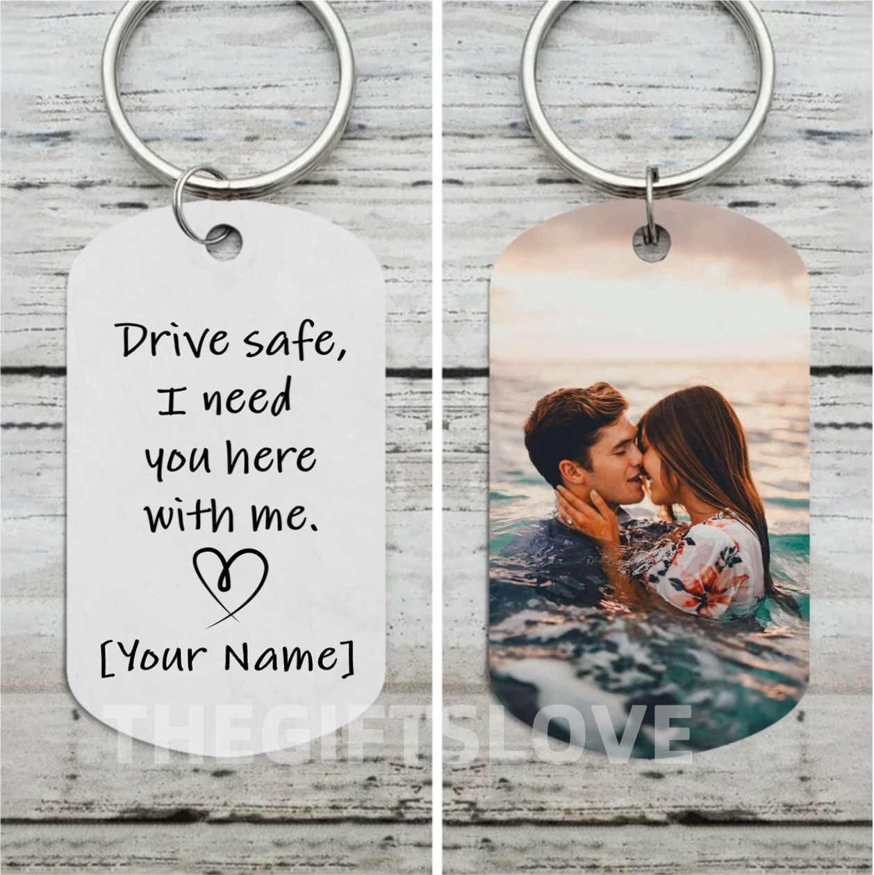 Giftofloves™ Personalized Photo Keychain - Best Gift for Your Loved Ones