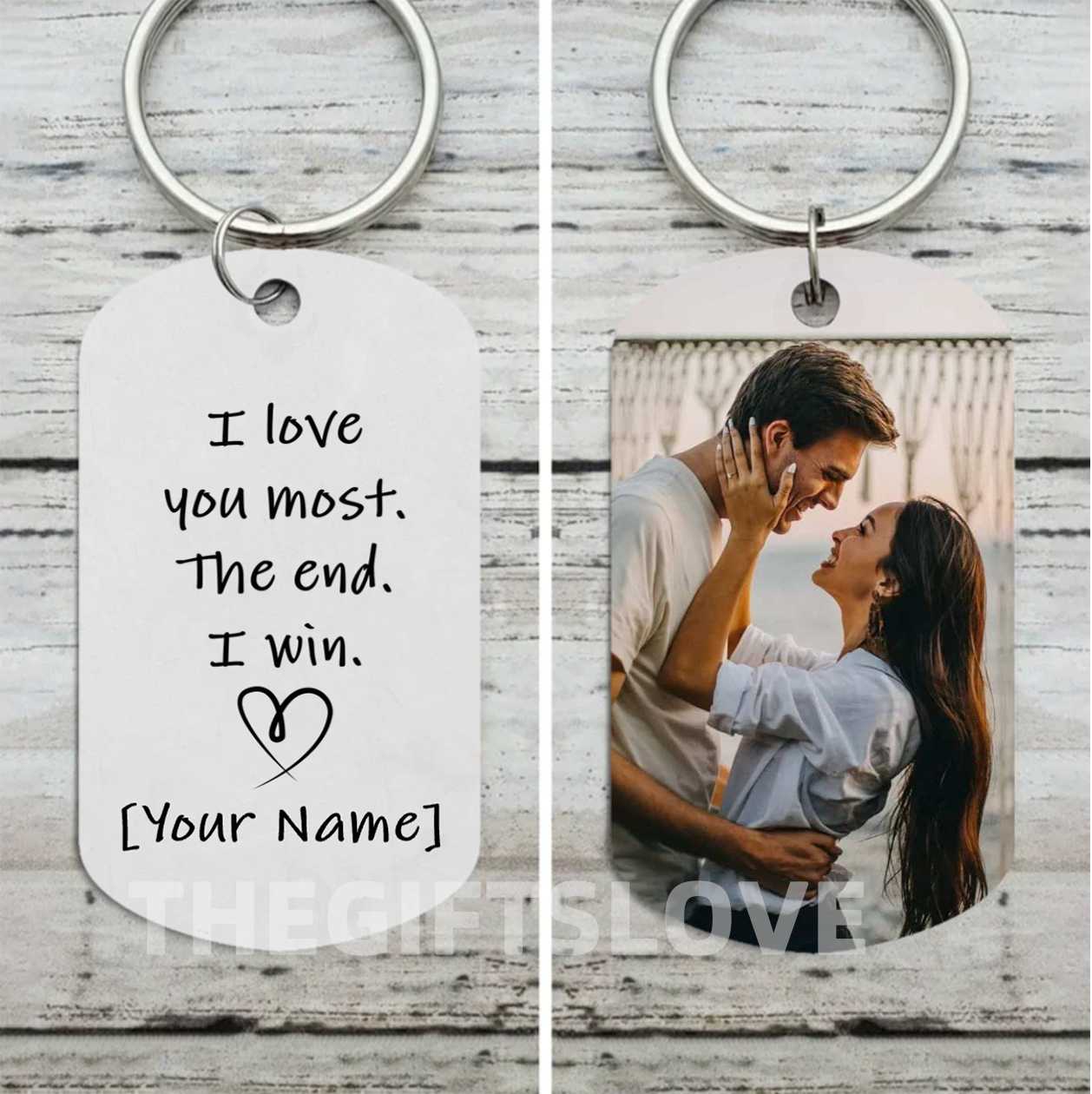 Giftofloves™ Personalized Photo Keychain - Best Gift for Your Loved Ones